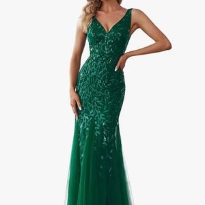 Green Vine Design Prom Dress Sleeveless